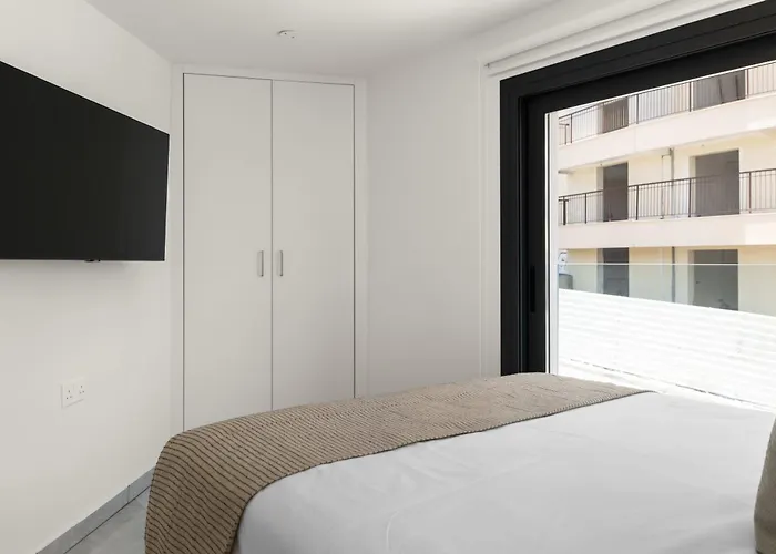 Phaedrus Living: Alkminis Seaside